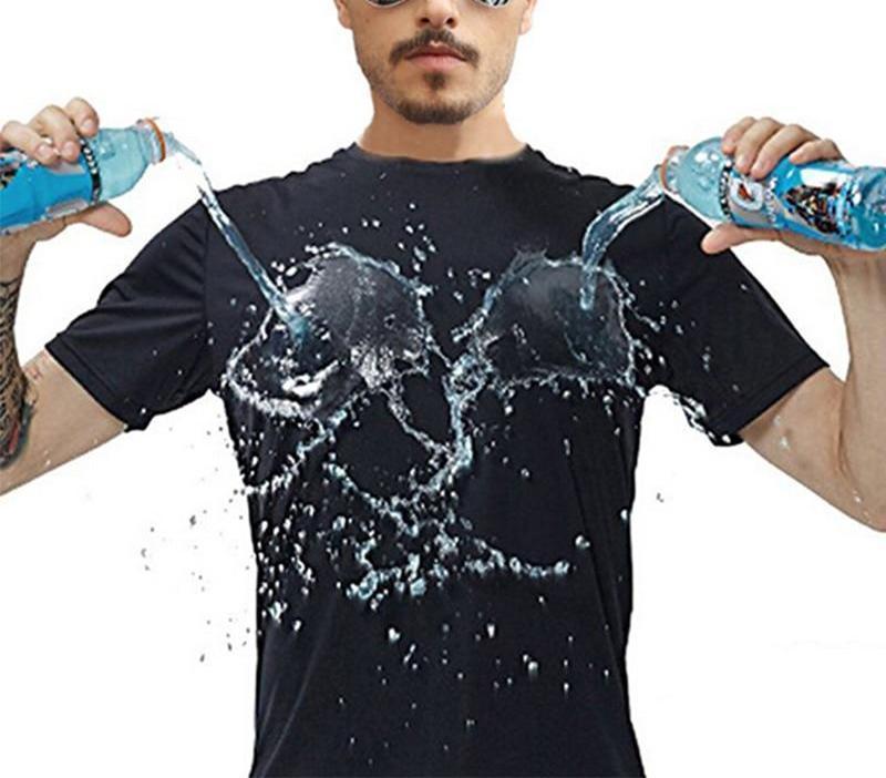 Snabbtorkande och Vattentålig T-shirt – Unisex